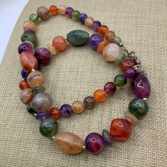 RMN Avon Vintage Multi Colored Swirl Beaded Necklace - Picture 5 of 6